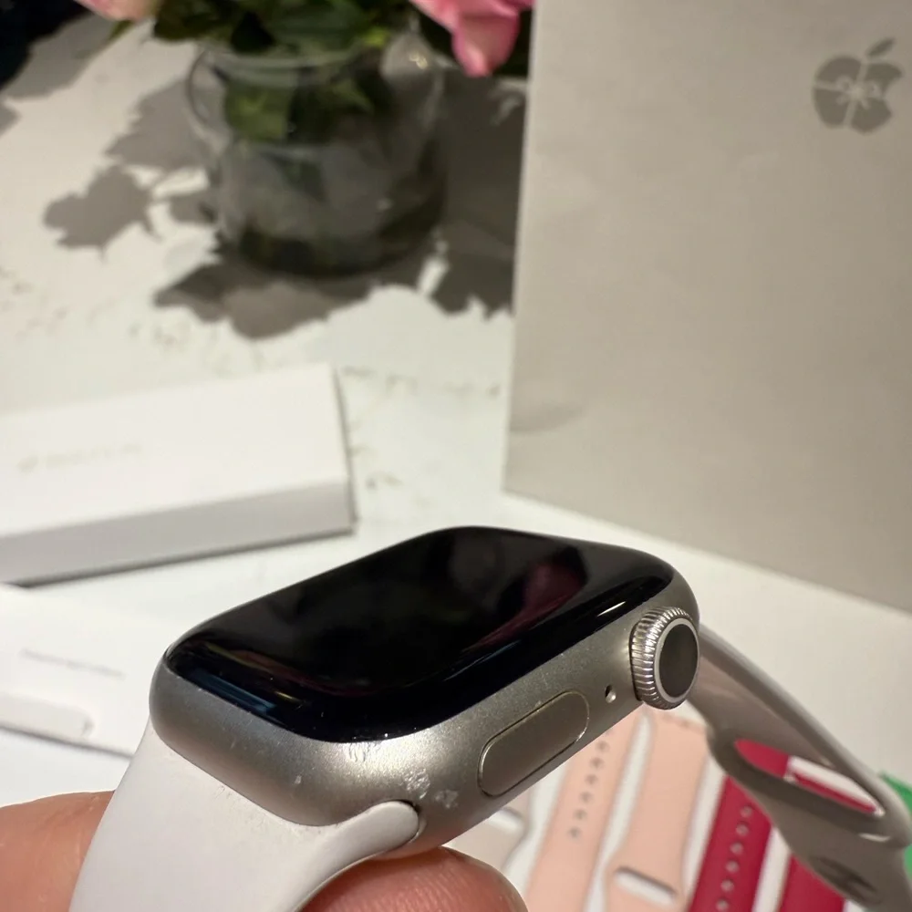 Apple Watch Series 7 41MM GPS Aluminium + 10 official Apple bands rrp $1000